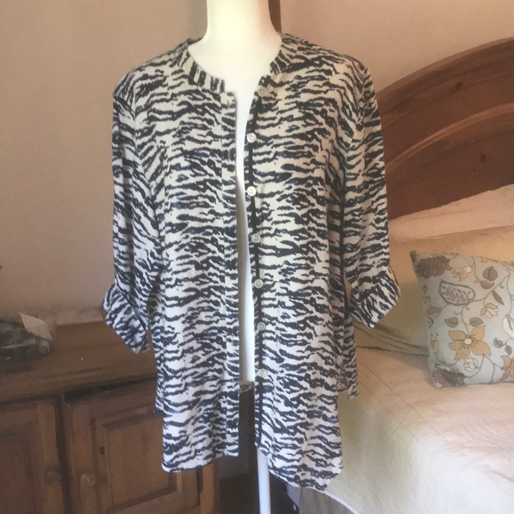 Jones of New York Sport Linen  Animal Print Top Size XL